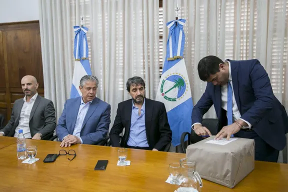 neuquen-amplia-capacidad-electrica-en-los-lagos-del-sur-con-