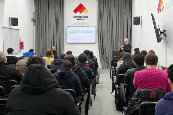 centro-pyme-adeneu-lanza-ciclo-de-capacitaciones-en-energia-