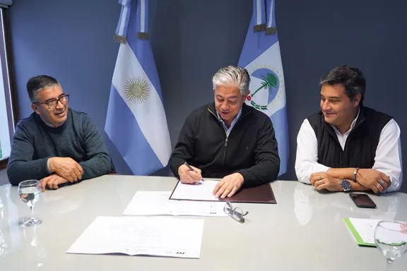 figueroa-impulsa-67-soluciones-habitacionales-en-zapala-y-la