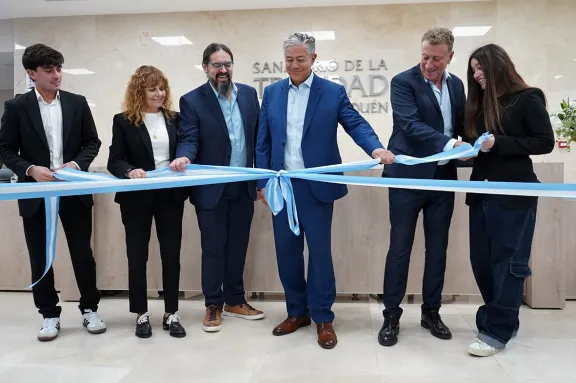 galeno-inaugura-sanatorio-de-alta-complejidad-en-neuquen-apo