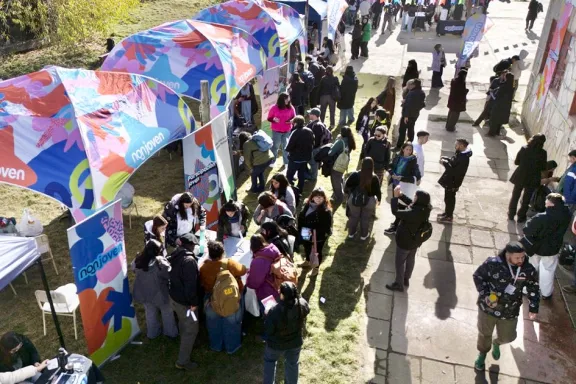 mas-de-380-jovenes-neuquinos-participaron-de-nqn-joven-con-v