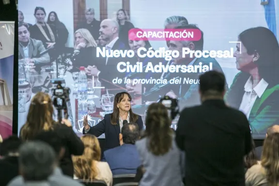 neuquen-capacita-a-abogados-del-estado-para-el-nuevo-codigo-