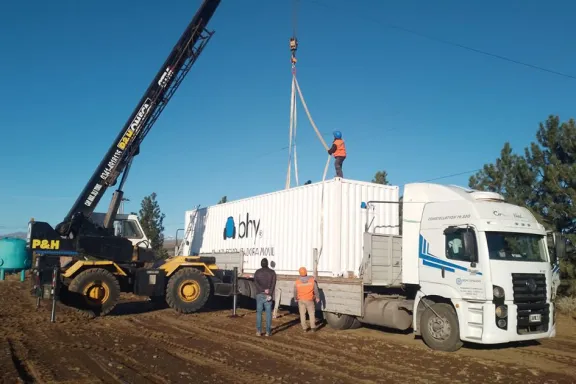 epas-despliega-modulos-potabilizadores-en-junin-de-los-andes