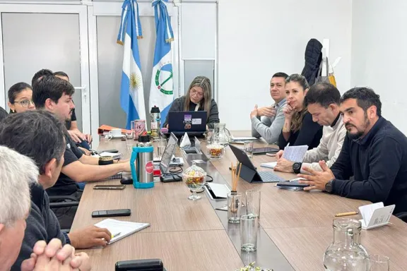 rincon-de-los-sauces-800-led-y-la-brecha-de-infraestructura-