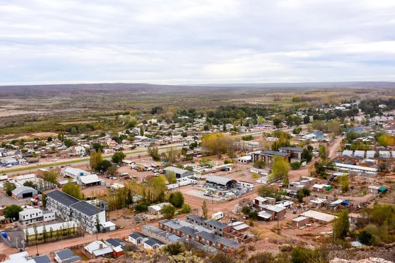 neuquen-recupera-240-hectareas-fiscales-en-anelo-desalojos-y