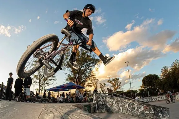 manuel-turone-compite-en-el-mundial-de-bmx-freestyle-en-fran