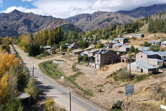 figueroa-adjudico-obra-de-desagues-pluvialuvionales-en-huing