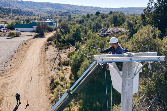 epen-ejecuta-60-obras-de-infraestructura-electrica-para-4227