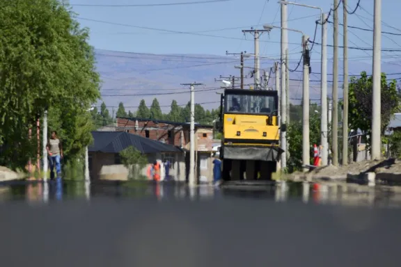 neuquen-transfiere-900-millones-a-las-lajas-para-costanera-y