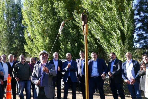 villa-del-nahueve-inauguro-su-red-de-gas-en-el-37-aniversari