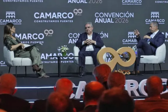 figueroa-proyecta-us-1000-millones-anuales-en-obras-e-infrae