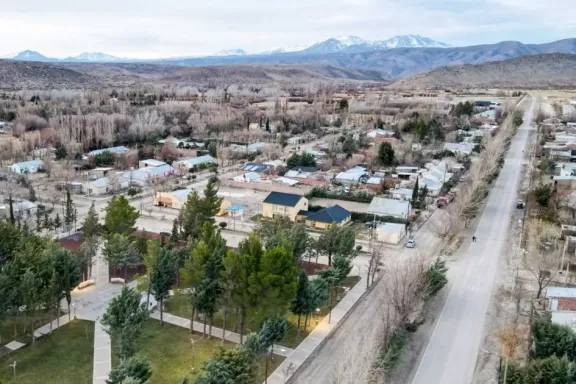 neuquen-reconvierte-un-acueducto-de-riego-para-garantizar-ag