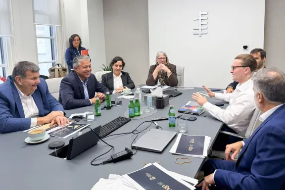 neuquen-sube-su-calificacion-crediticia-y-sale-a-buscar-deud