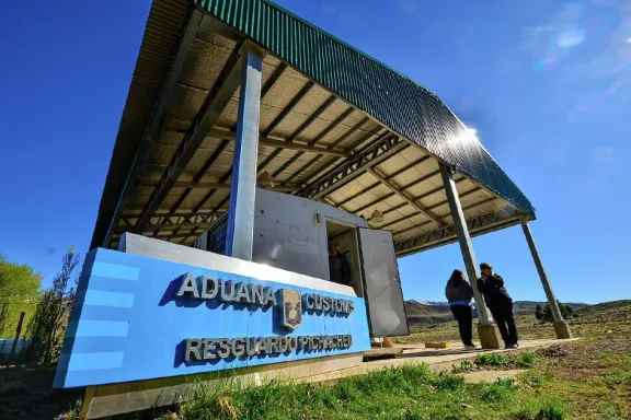 el-paso-internacional-pichachen-cerro-su-temporada-estival-2