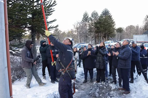 neuquen-electrifico-el-paso-mamuil-malal-tras-25-anos-de-pro