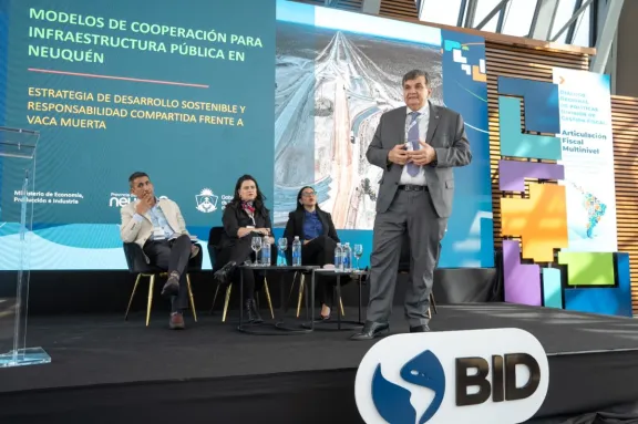 neuquen-presenta-modelo-de-financiamiento-publico-privado-pa