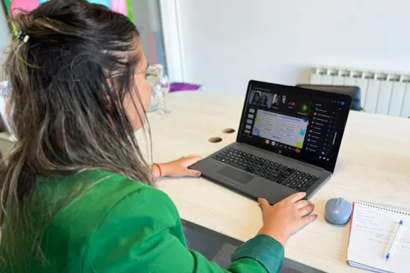 juventud-despliega-en-el-territorio-programas-de-escucha-y-o