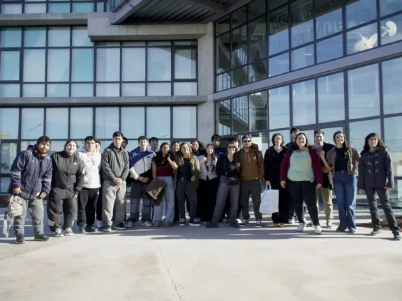 becas-gregorio-alvarez-jovenes-neuquinos-visitaron-el-instit