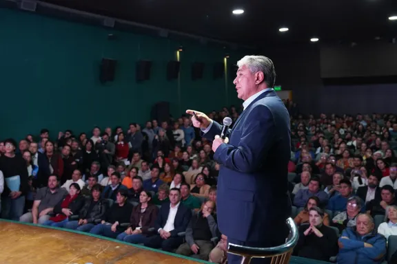 figueroa-relanza-el-plan-de-infraestructura-neuquino-con-902